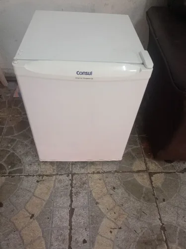 Frigobar cônsul 127v 80L