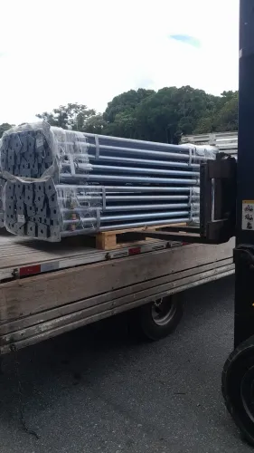 Escoras metálicas 4M novas