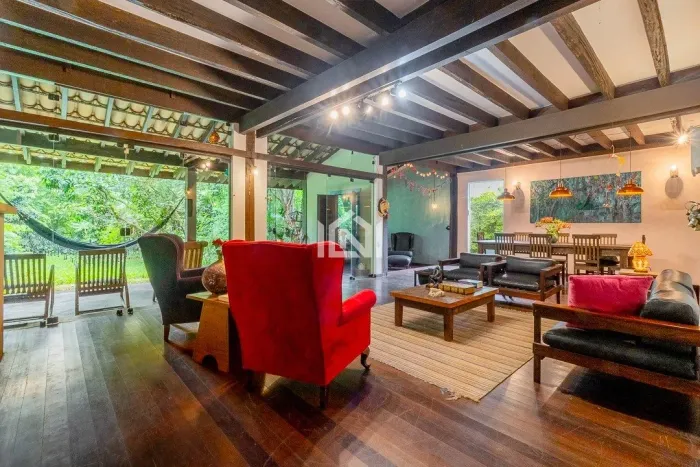 Casa para venda ou locação no condomínio Parque Primavera
