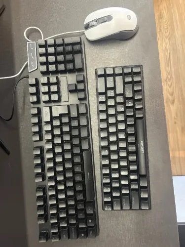 Kit teclado mecânico leomox 60% + teclado gamer 100% + mouse - Paulínia