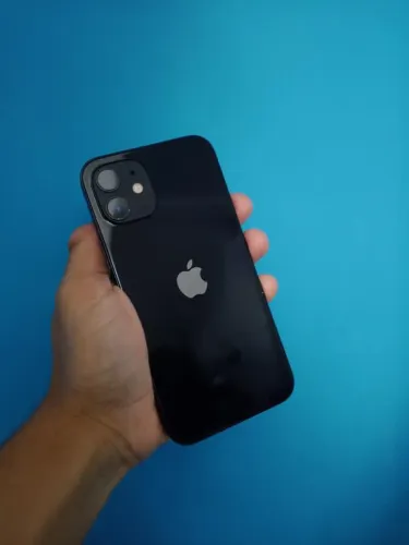 IPHONE 12 / 128GB / PRETO