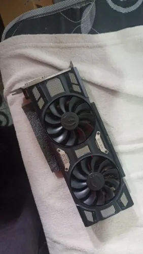Placa de video GTX 1070 EVGA 8GB