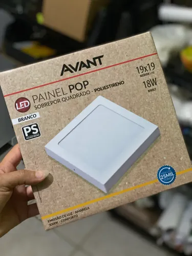 Painel de led pop quadrado luz amarela 18w 19x19 da marca avant