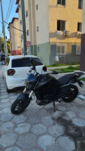 Dominar 400