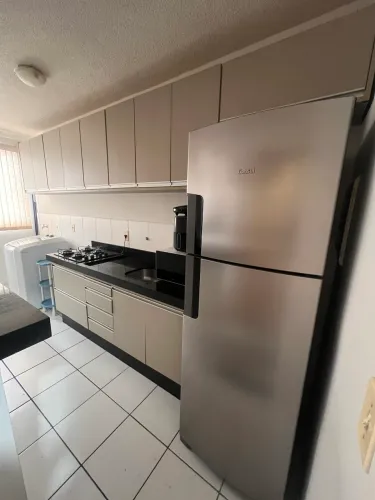Apartamento Semi-Mobiliado para Locação