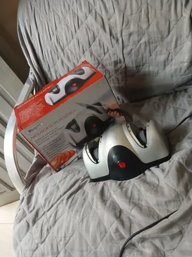 Vendo amolador de facas elétrico
