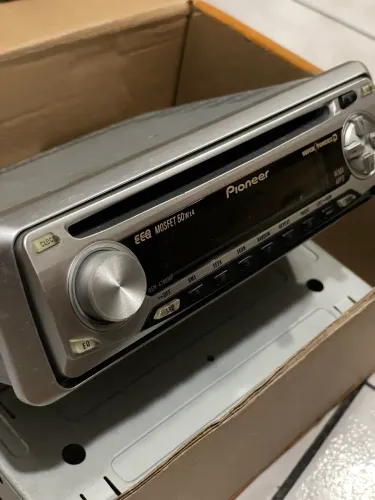 Som Pioneer - DEH-4780MP