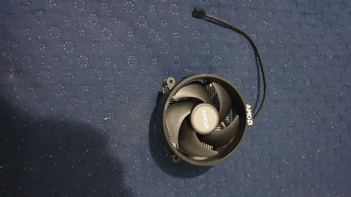 Cooler AMD Wraith Original - Novo