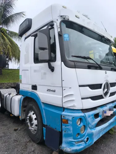 Mercedes actros 2546 6x2