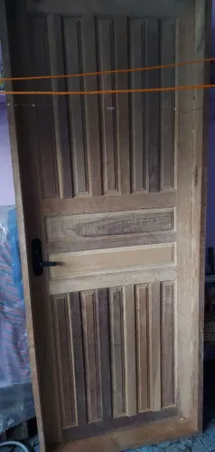 Porta de Madeira 80x210 (Usado, Maçaneta Quebrada))
