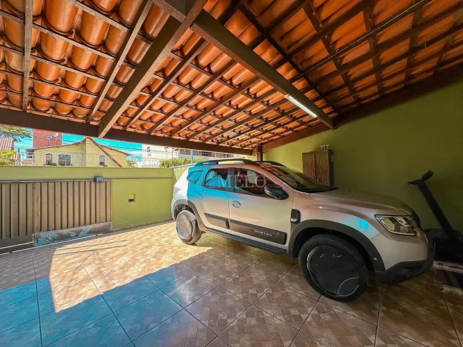Belíssima Casa Geminada a Venda no Copacabana por R$660.000,00