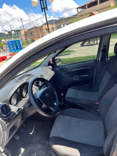 Ford Fiesta 1.0 8V Flex/class 1.0 8V Flex 5P 2013