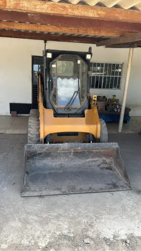 Mini carregadeira , Bob Cat
