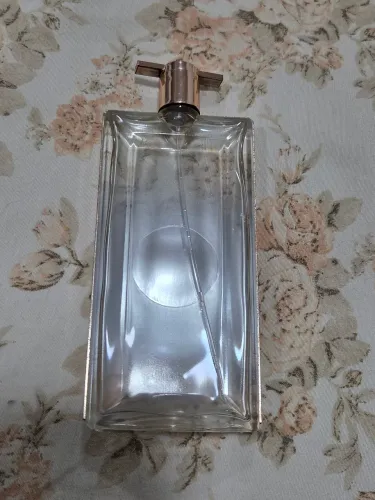Embalagem ídole aura lancôme