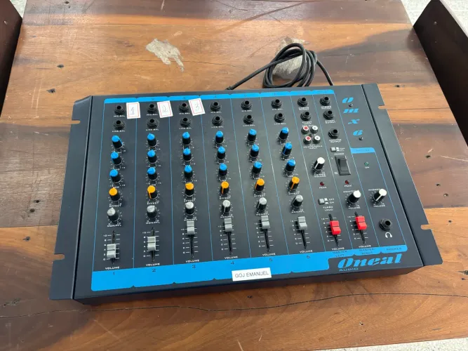 Mesa De Som Omx-6 Oneal