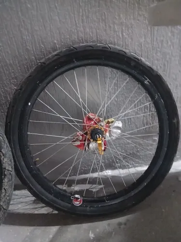 Par de aro vmax dh com cubo barulhento