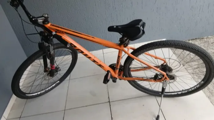 Vende-se bicicleta esportiva 