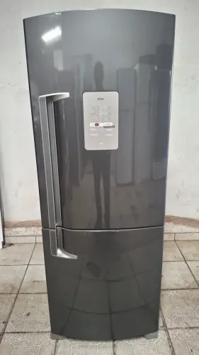 GELADEIRA BRASTEMP INVERSE FROST FREE INOX CONSERVADA  ( AS PORTAS ESTÃO ENVELOPADA )
