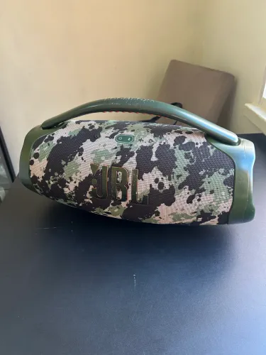 Boombox JBL 3 camuflada
