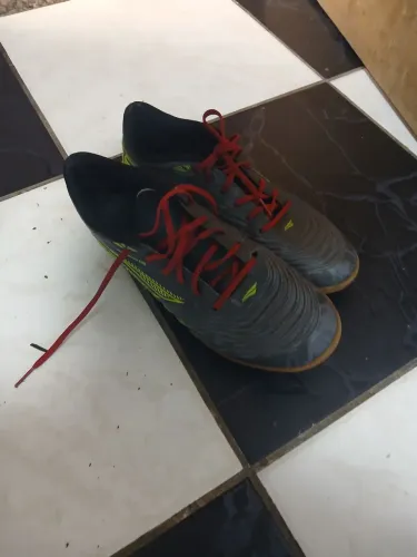 Chuteira pênalti futsal perfeito estado