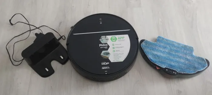 Aspirador Robô (Aspira e Passa Pano) Philco PAS28P - Excelente estado de conservação 