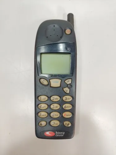 Com Defeito LEIA a Descrição do anuncio - Aparelho Antigo Nokia 5120i Raro 5hs (Usado)
