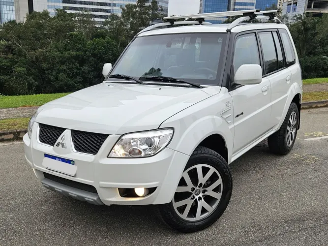 Mitsubishi Pajero TR4 2.0/ 2.0 Flex 16V 4X4 Aut. 2014