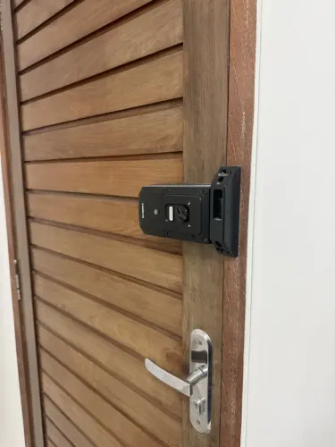 Alugo Apartamento no Geisel