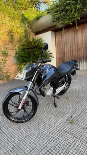 ? Honda CG Fan 160 2024 - Impecável! 