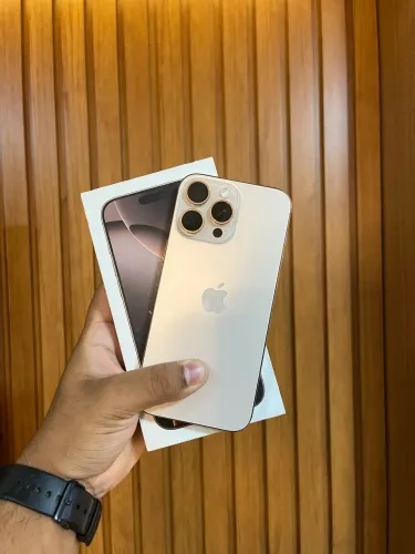 iPhone 16 Pro Max - 256GB Desert Titanium 