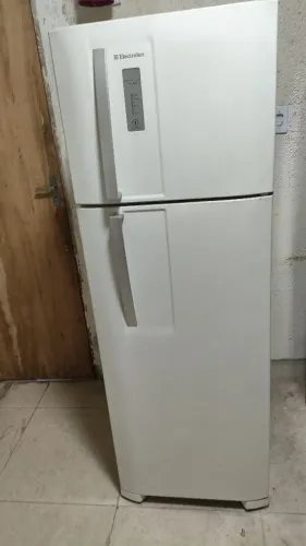 Geladeira Electrolux frost free 400 lt