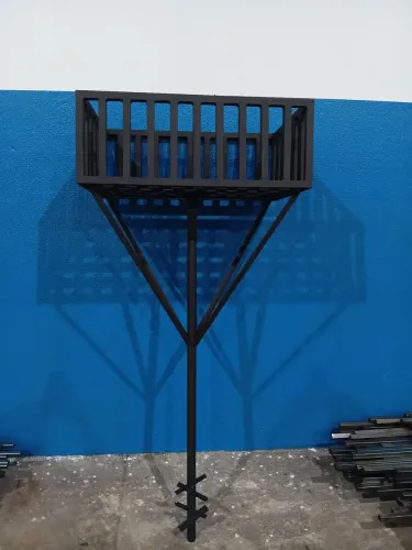 Lixeira reforçada de calçada