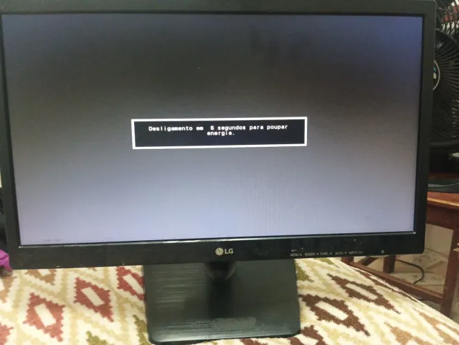 Monitor 19 