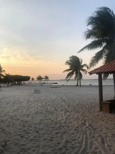 Casa completa em Praia Seca ao lado da praia e 5 quartos com ar condicionado.