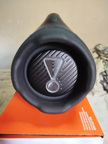 Bombox4