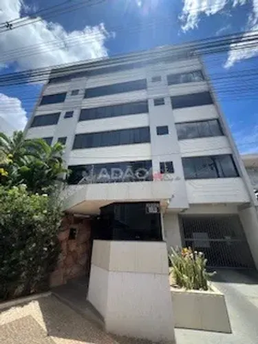 apartamento bueno Apartamento com 4 Quarto(s) e 2 banheiro(s) à Venda, 185.00 por R$ 80000