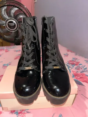 Bota Coturno da Vizzano Novinha