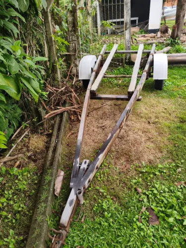 Carretinha encalhe Max