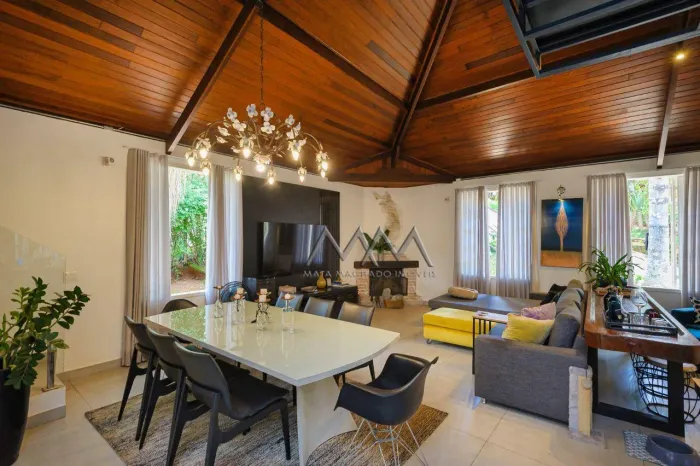 Casa à venda no condomínio Vila do Ouro | 408 m² - 4 quartos