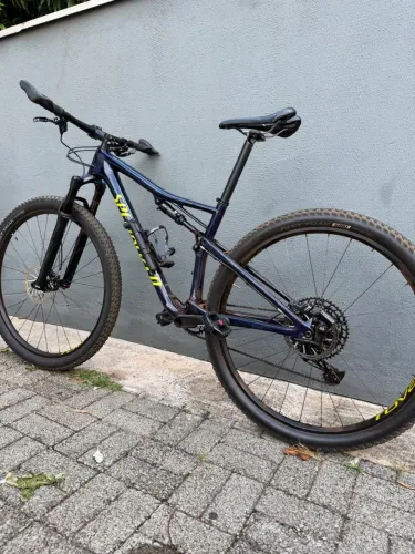Bicicleta Specialized Epic Carbon Azul e Verde 