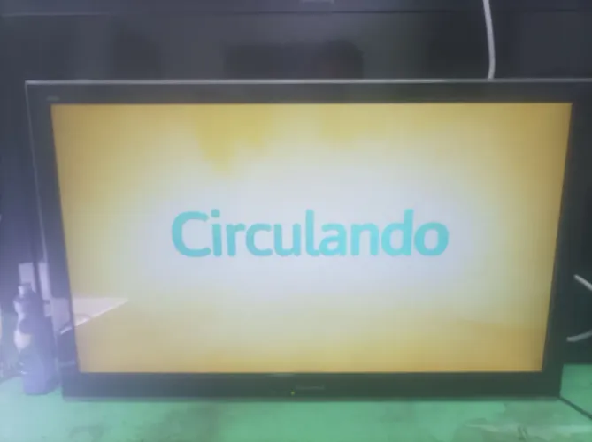 TV 32" POLEGADAS PANASONIC NÃO É SMART