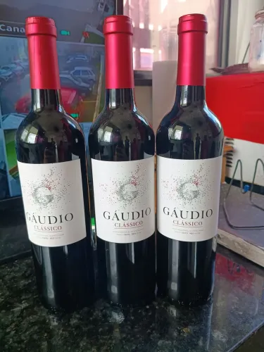 VINHO TINTO PORTUGUÊS