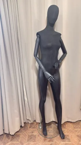 Manequim feminino articulado 