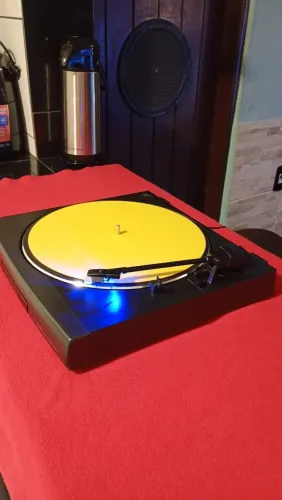 Toca disco Sony PS-LX56br