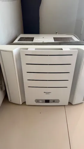 Ar condicionado de janela 