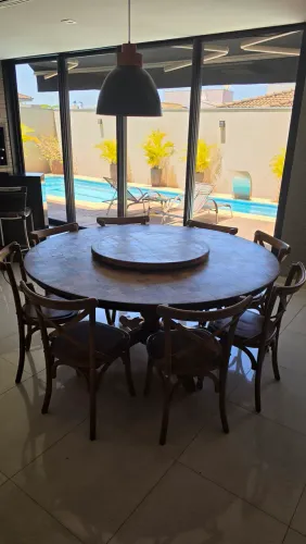 Mesa 8 lugares