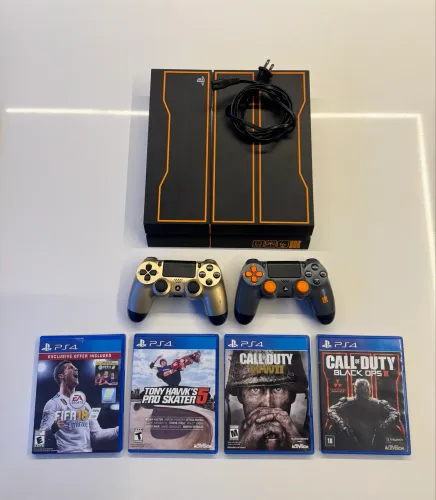 PlayStation 4 PS4 1TB Edição Especial Call of Duty Black Ops III + 2 Controles + 4 Jogos