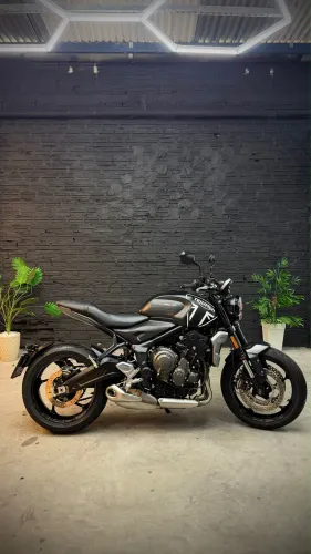 Triumph Trident 660
