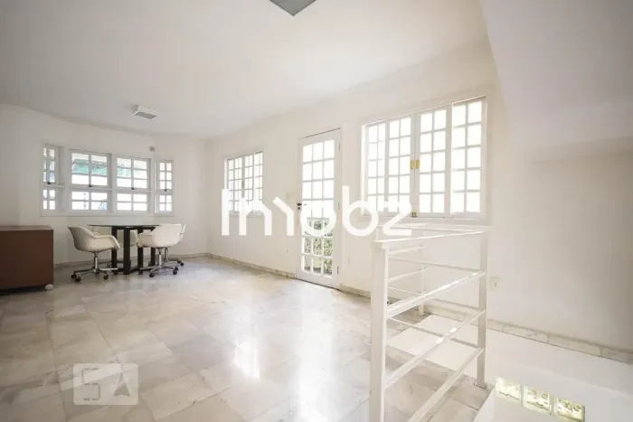 Casa à Venda - Panamby, 3 Quartos, 180 m2