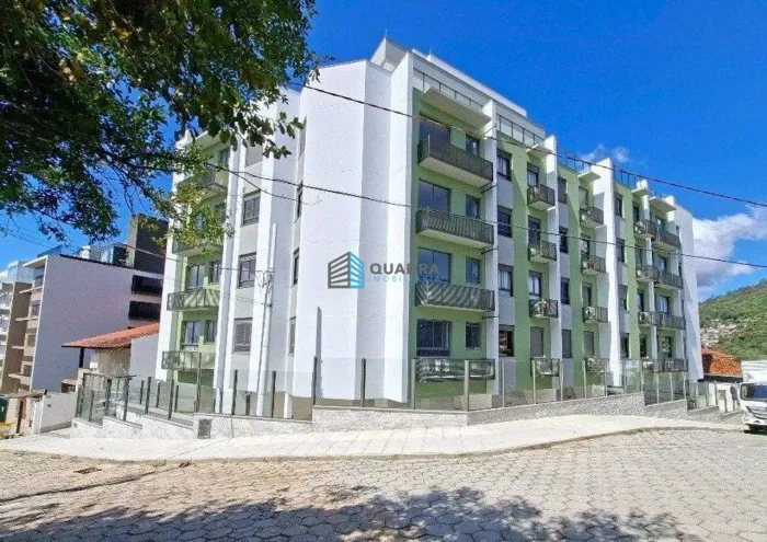 Apartamento 2 Dormitórios à Venda na Carvoeira, Florianópolis !!